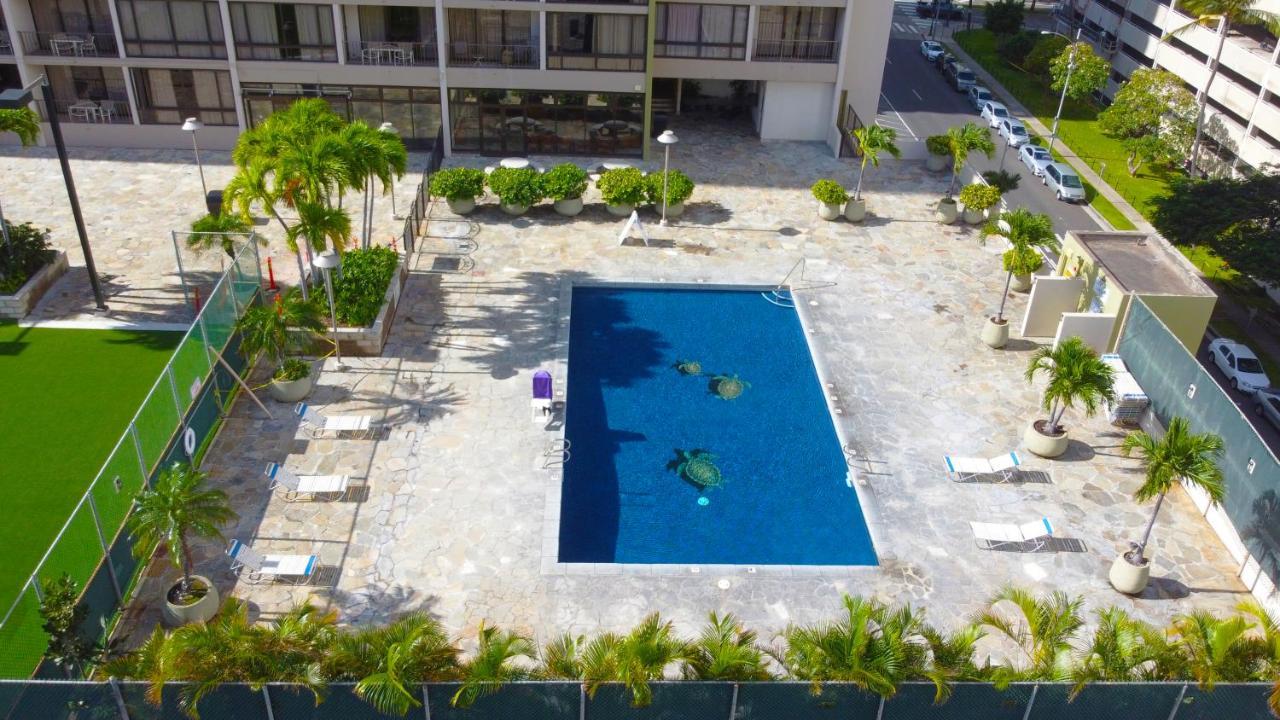 Stunning Mountain View Condo, Near With Parking Apartment *